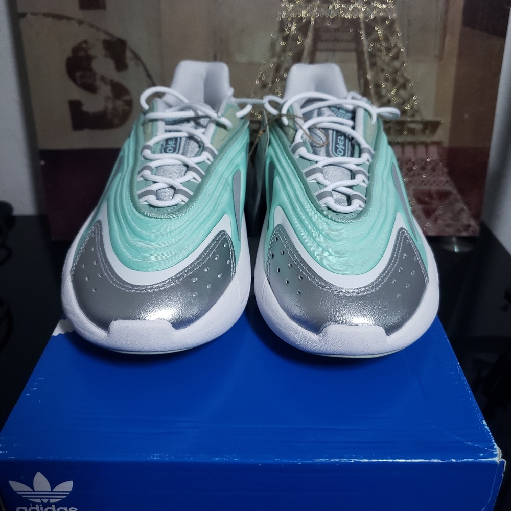 Adidas Originals Ozelia - Picture 5 of 8